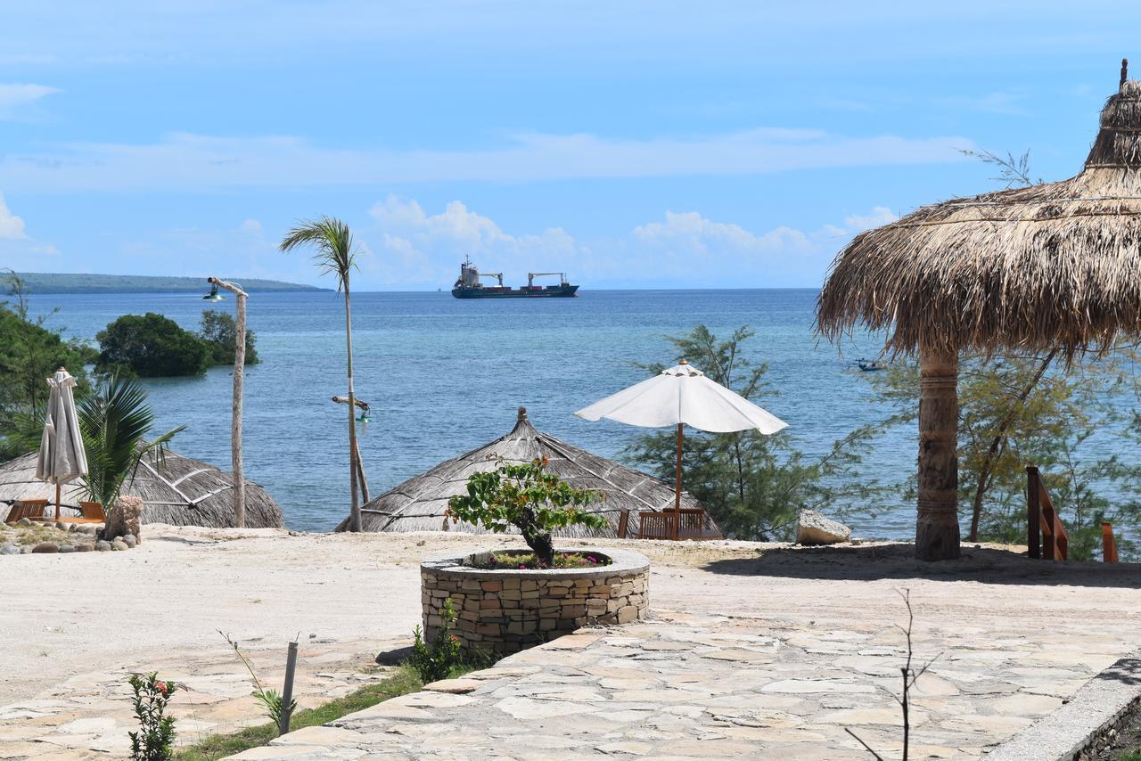 Padadita Beach Hotel Ваингапу Экстерьер фото