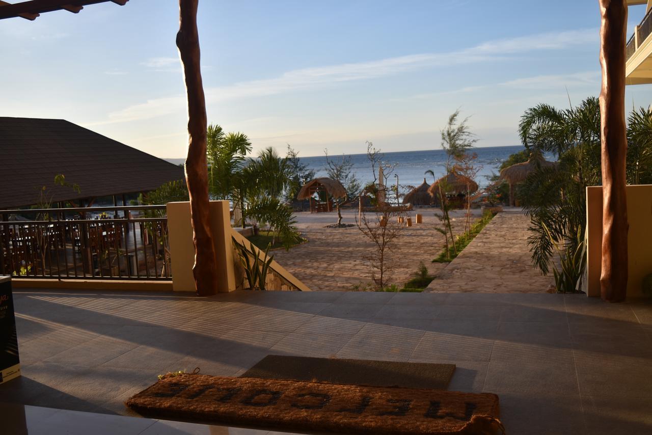 Padadita Beach Hotel Ваингапу Экстерьер фото